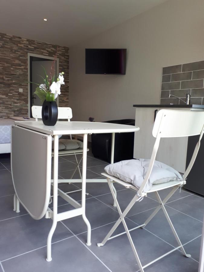 "Le Studio" Parking Prive Restauration Netflix Proche Des Grands Lacs Montmorency-Beaufort 外观 照片