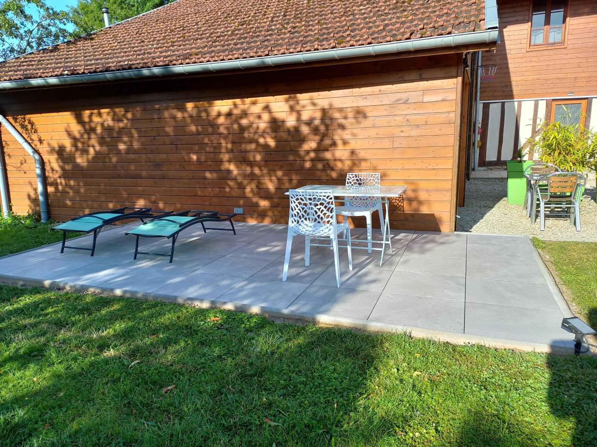 "Le Studio" Parking Prive Restauration Netflix Proche Des Grands Lacs Montmorency-Beaufort 外观 照片